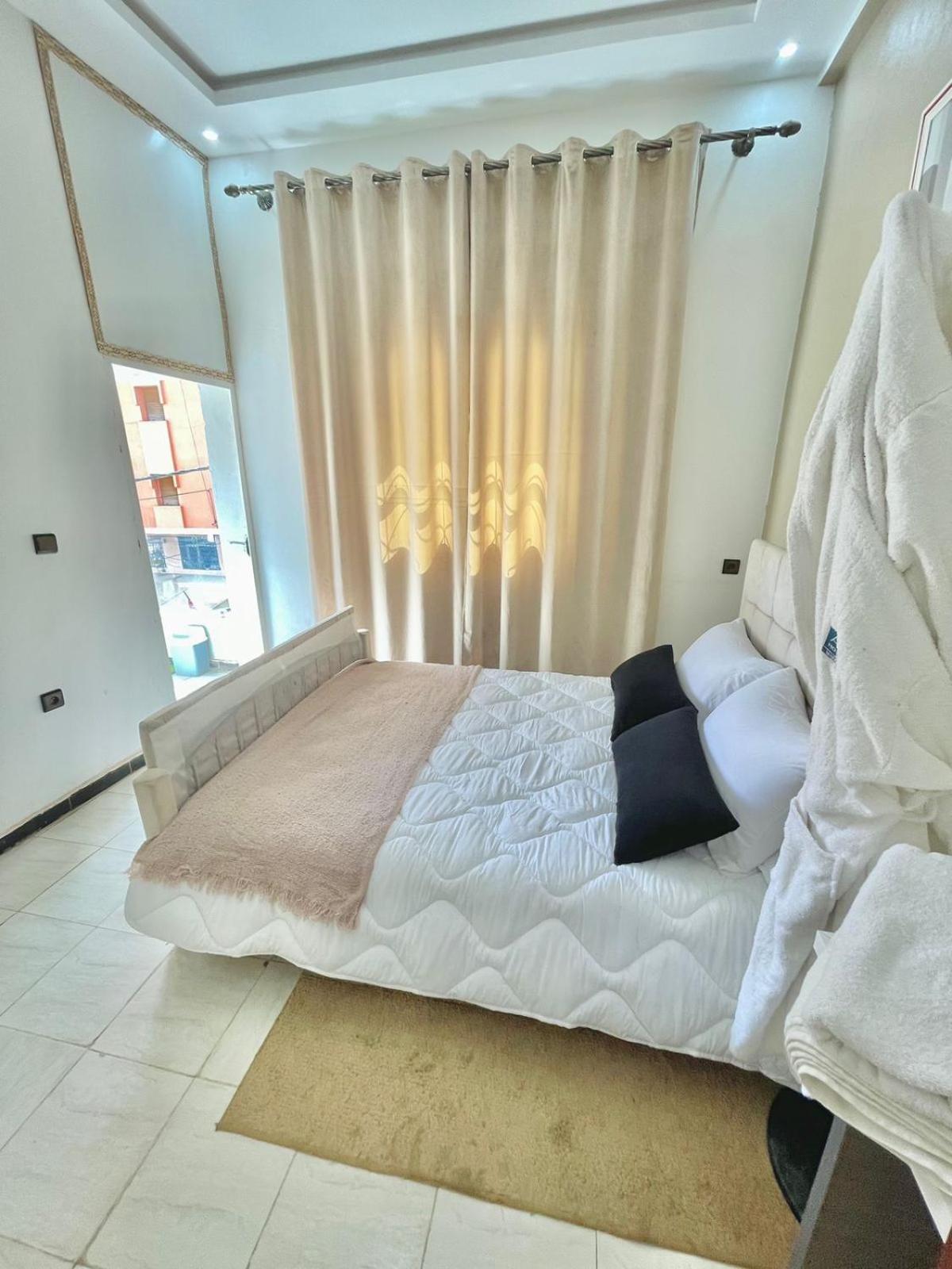 Hotel Darna With Air Conditioning Ер Рашидия Екстериор снимка